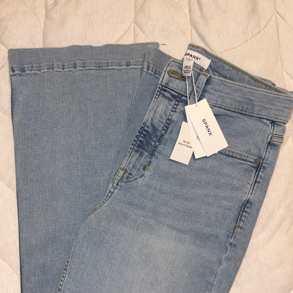 SPANXsculpt™ ReDefine Flare Jeans